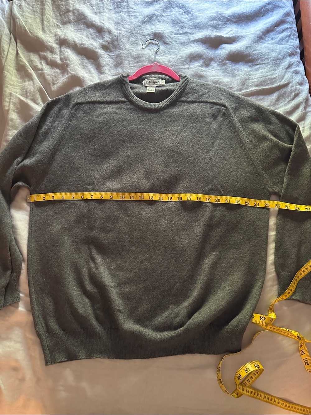 L.L. Bean Men's Crewneck Sweater in Charcoal Gray Size XL